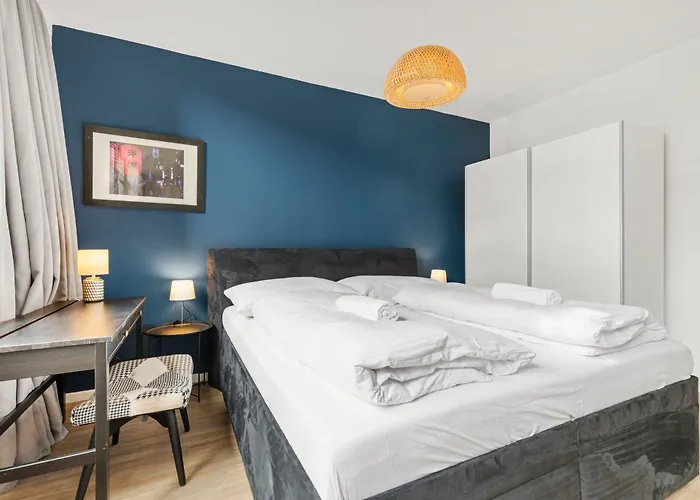 Lam Japanese Garden - Terrace - Ac براتسيلافا