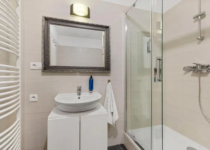 Lam Japanese Garden - Terrace - Ac