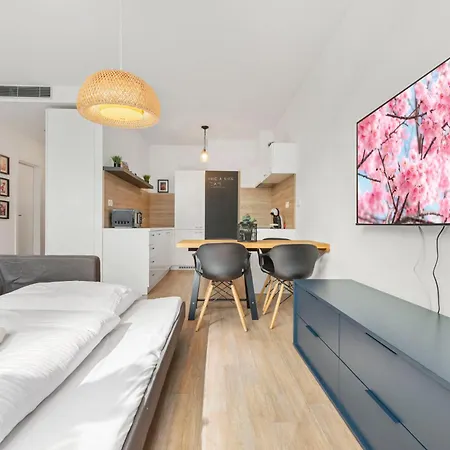 Apartman Lam Japanese Garden - Terrace - Ac *